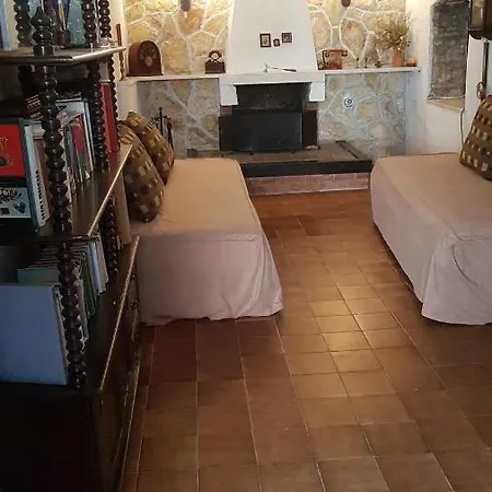Holiday home House With A Parking Space Donje Selo, Solta - 22049